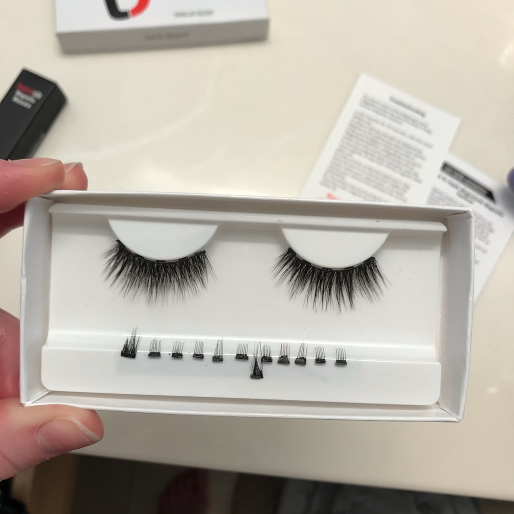 Magnetic Lashes - Picture 4 of 12